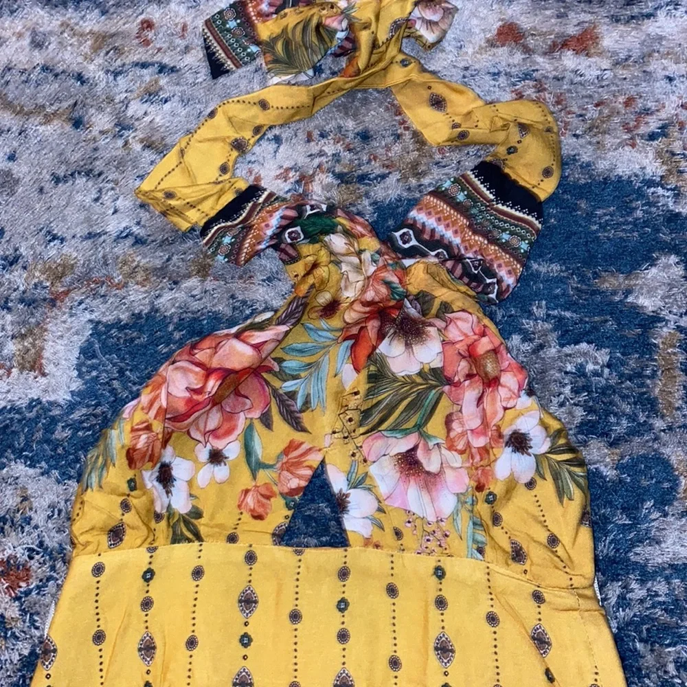 FARM Rio mini halter dress size xs/2 UNIQUE design - Picture 4 of 7